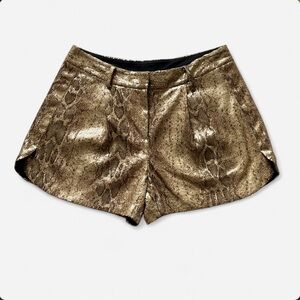 ROBBI & NIKKI Sequin Snake-Print Women’s Shorts